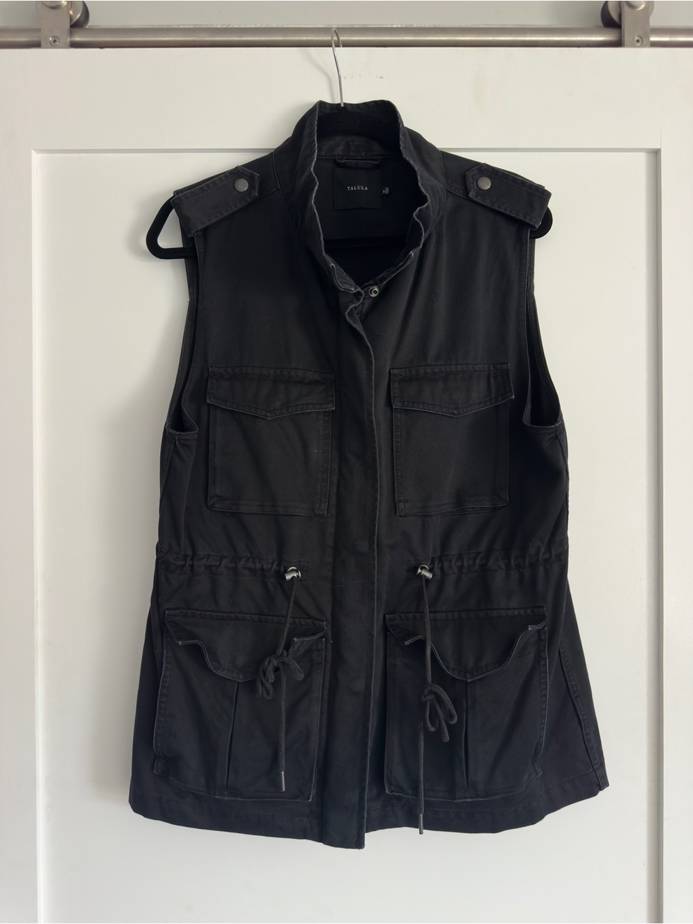 Aritzia Talula Women's Black Utility Vest